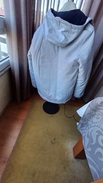 Kispo impermeável e quente