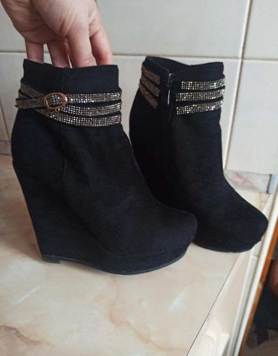 Ботінки на платформі 35 розмір