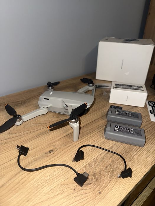 Dron Dji mini 4K 2 baterie / duży zestaw
