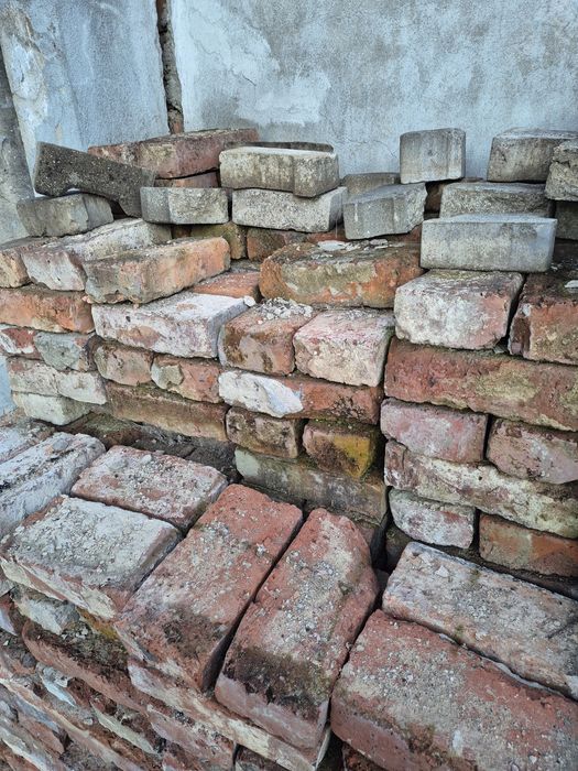 Cegła z rozbiórki