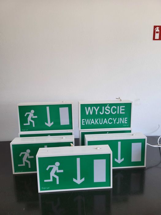 Wyjście ewakuacyjne znak, lampa