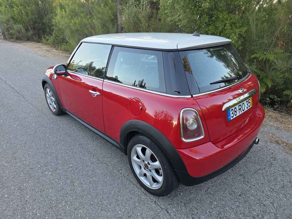 Mini Cooper D 2008 — Repleto de Extras | Muito Bem Estimado