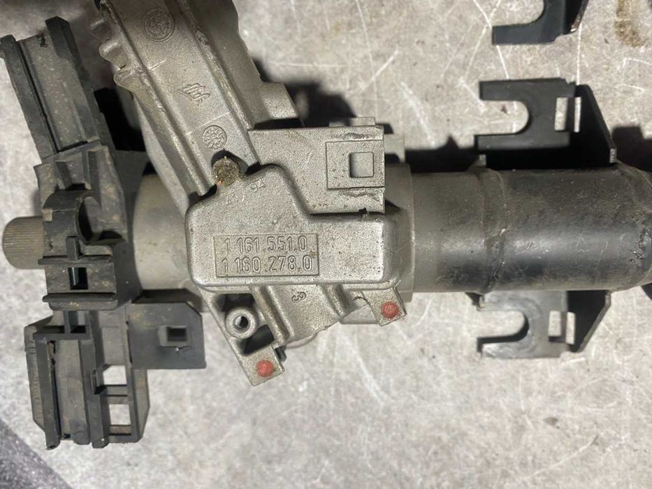 Рульовий вал із замком запалювання BMW 3 серії E30  11615510  11602780