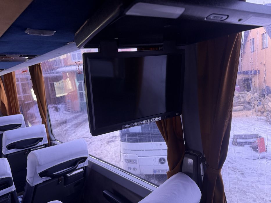 Mercedes  Tourismo 1995 рік  53місця автобус