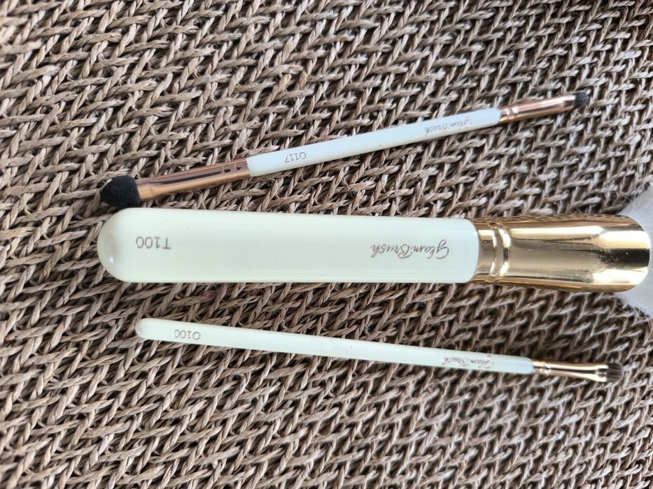 Trzy pędzle GlamBrush nieużywane