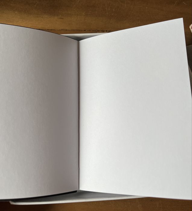Caderno de motas / notebool Nina Ricci