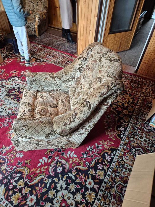 2 stylowe fotele – solidne, wygodne, klasyczny wzór