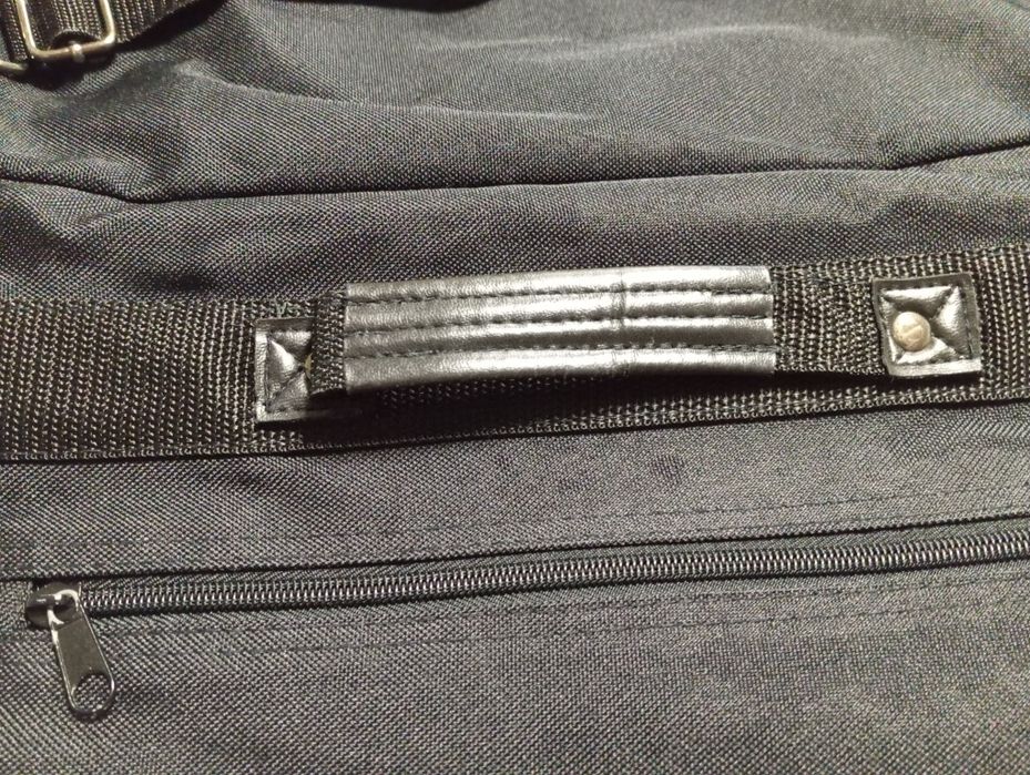 Torba czarna  dużo schowków