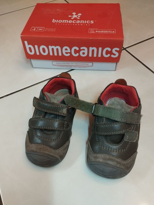Демісезонні ботінки/кросівки Biomecanics р.21 (на стопу 11,5см)