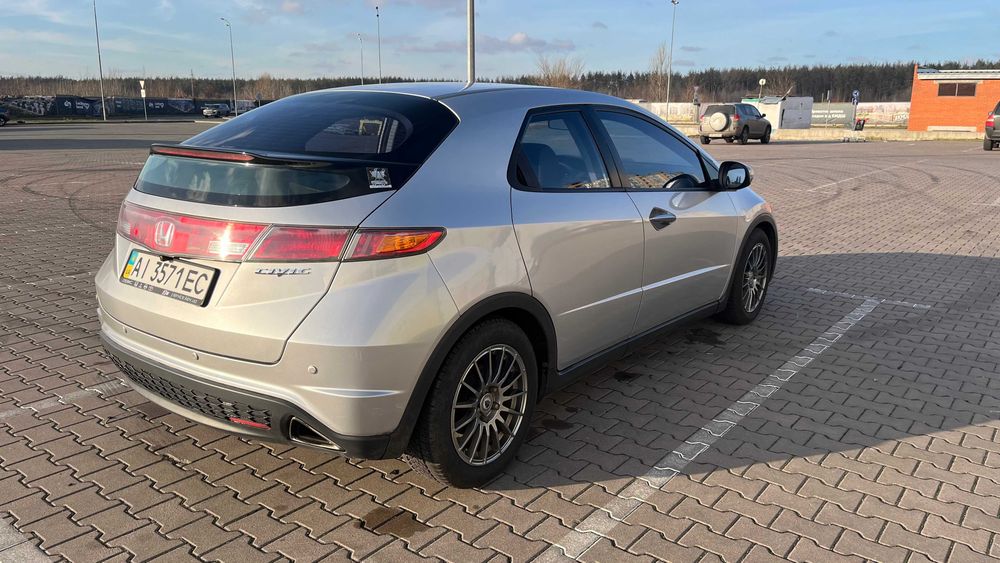 Honda Civic 5D 2008