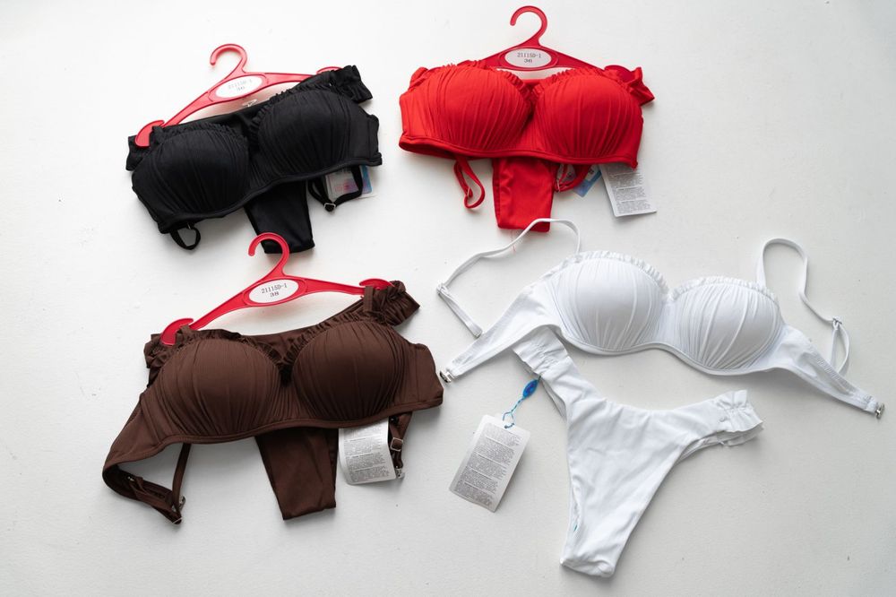 Купальники оптом  від 10 шт ,  великий вибір кольорів та моделей.