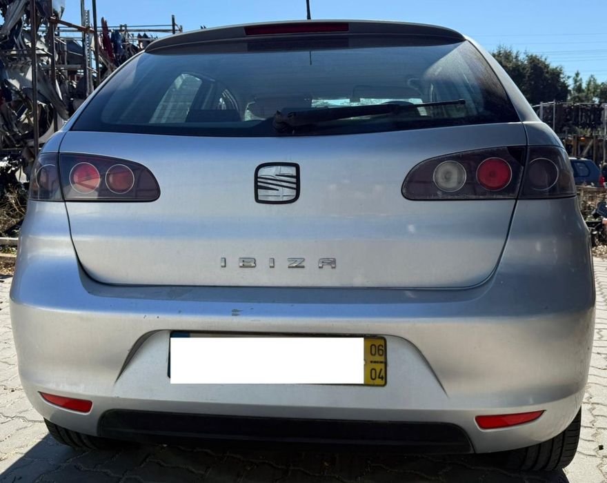 Seat Ibiza 6L 1.2I De 2002 Disponível Para Peças Farolins Da Mala