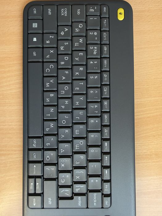 Клавіатура Logitech k400+
