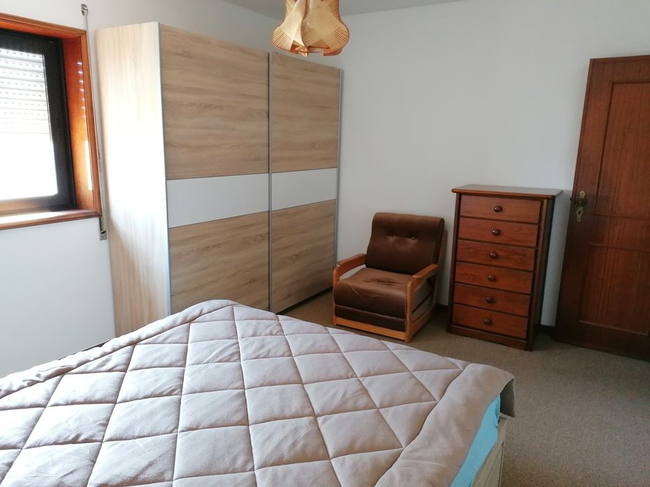 Vende-se T1 na praia da Barra