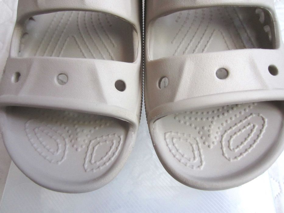 Nowe beżowe klapki - sandały Crocs, rozm.37/38