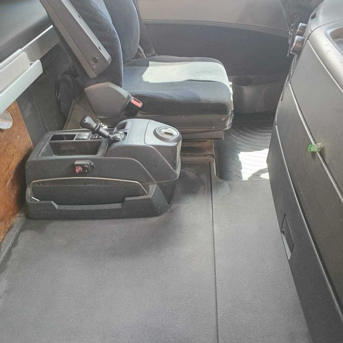 Продам або обміняю МАН ТГХ напівпричіп самоскид ,коробка автомат.