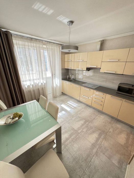 2к з ремонтом та меблями Центр Ірпеня 67 м² Матвія Донцова