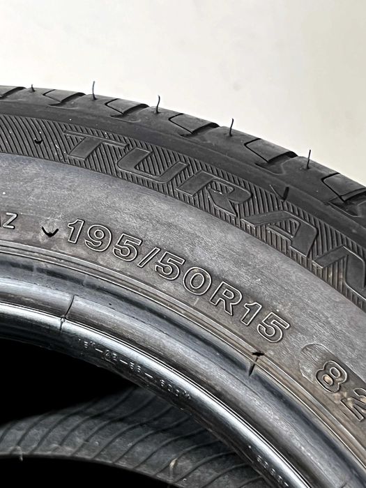 Pneus Bridgestone Turanza T001 - 195/50/15 - Como NOVOS