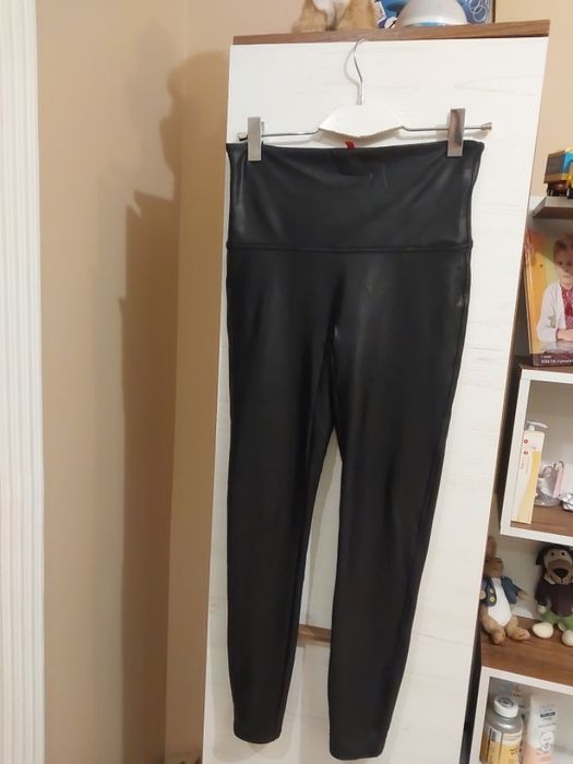 Легінси,лосіни .