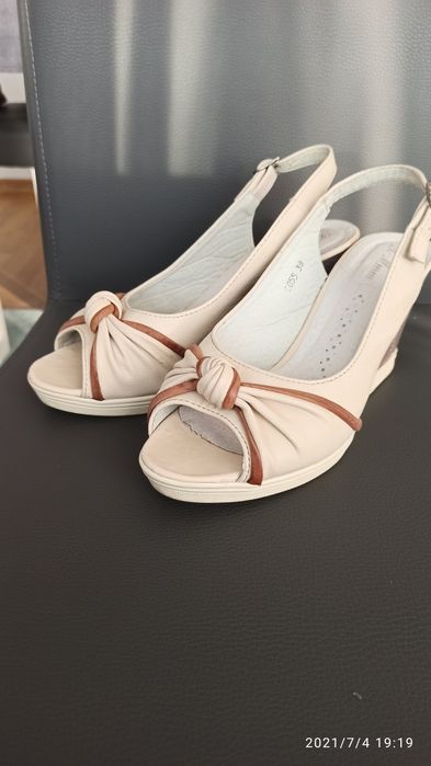 Sandałki      letnie