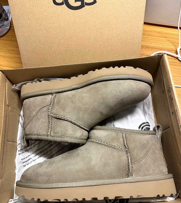 UGG Classic Ultra Mini Boot Antilope R.36