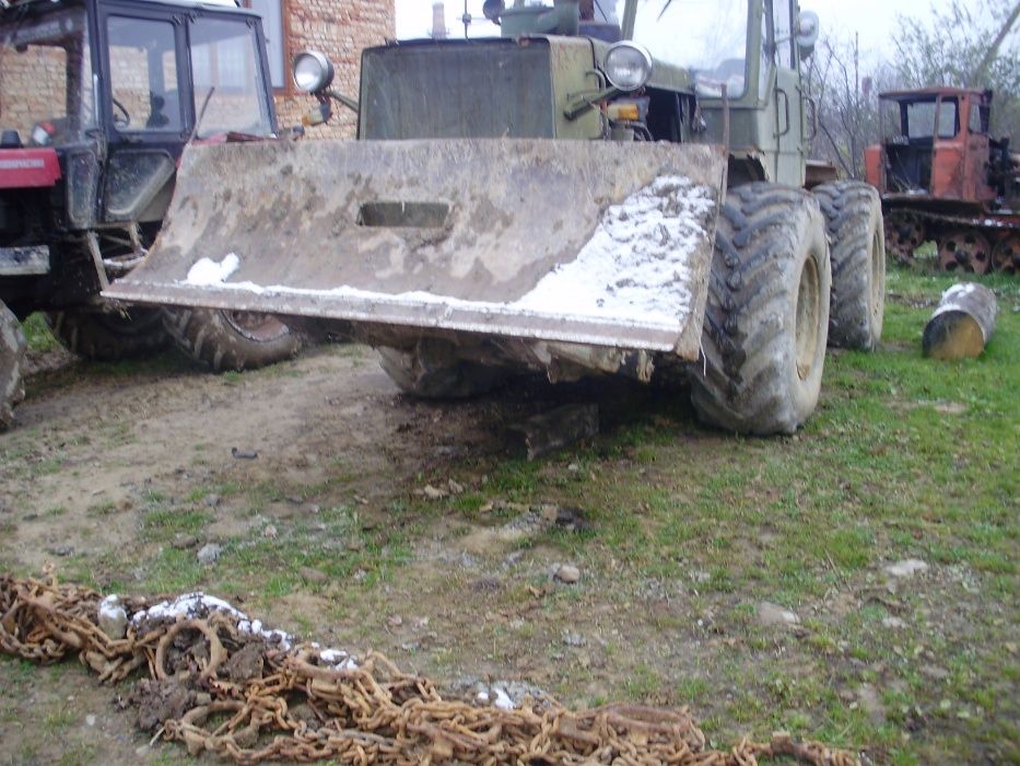 трелювальний трактор т 150