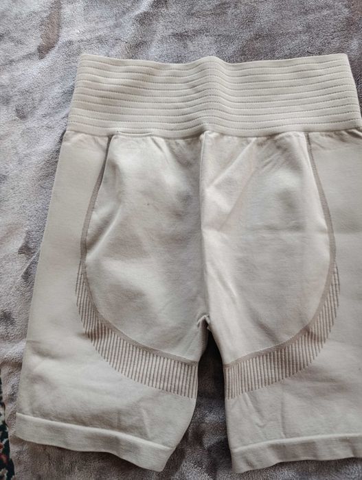 Szorty, modelujące, spodenki nowe, damskie   r. S H&M