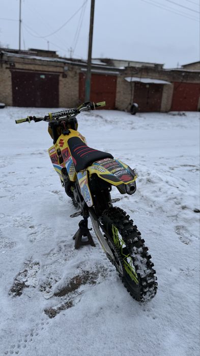 Продам кросовий мотоцикл