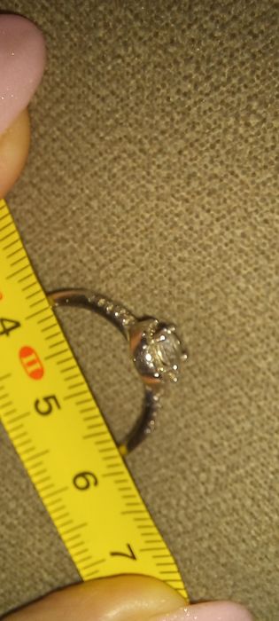 Pierścionek Yes srebro 925 cyrkonie 15,7mm