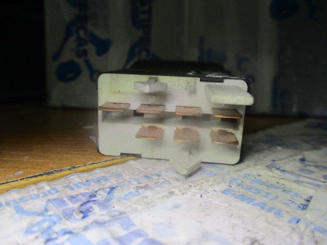 Botão / interruptor 4 piscas VOLKSWAGEN Bora (1J2)