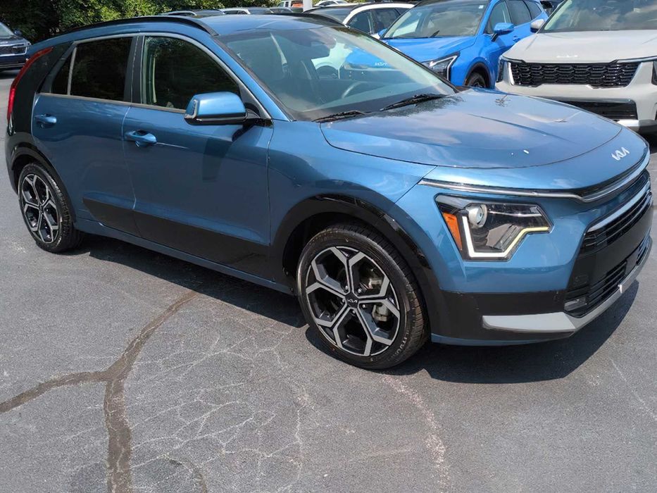 Kia Niro      2023
