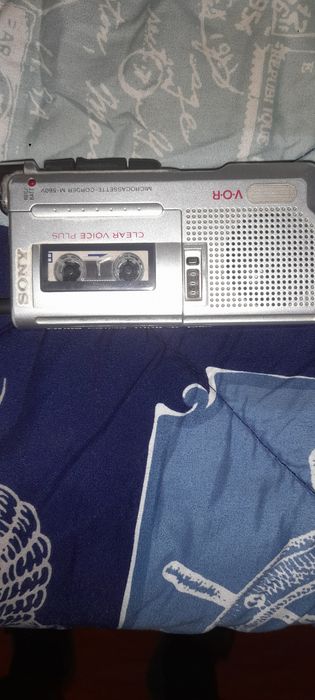 Gravador da sony dos anos 75 80 em bom estado de conservação trabalha