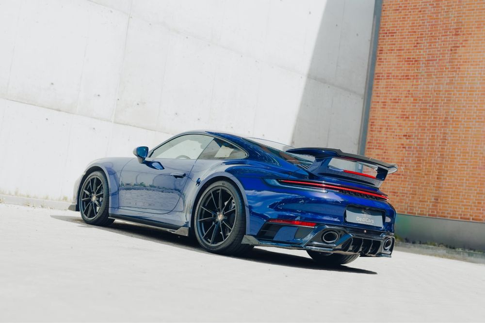 Wynajem Porsche 911 (992) Carrera 4, Pakiet Sport Chrono