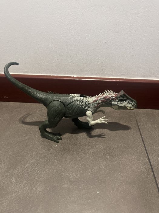 Jurassic world allozaur mattel