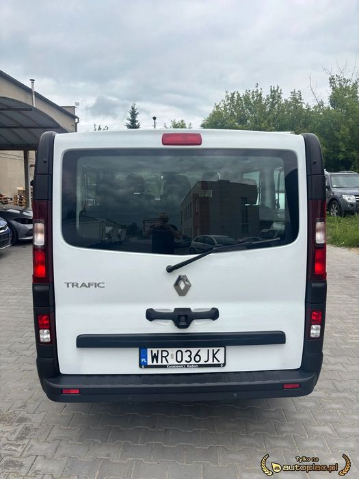 Renault Trafic Serwis ASO , VAT 23%,
