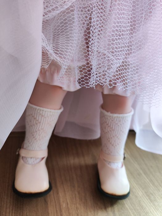 Кукла фарфоровая большая The Leonardo collection