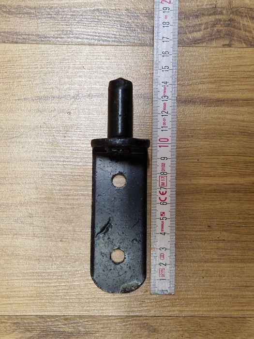 zawiasy metalowe do bram drewnianych