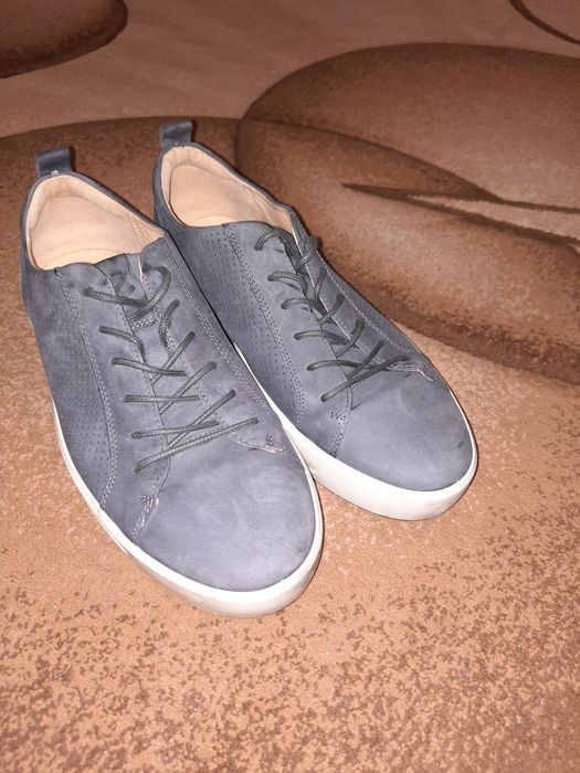 Продам муж. красовки ECCO  EXTRA WIDTH