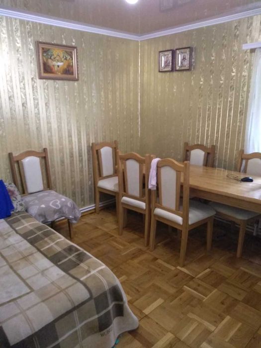 Оренда будинку неподалік залізничного вокзалу