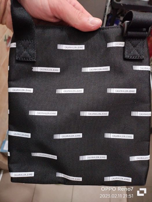 Nova saszetka Calvin Klein z metkami tanio
