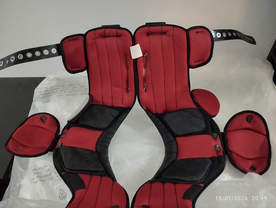 Ombreira leve para futebol americano