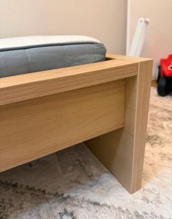 Łóżko ikea Malm.  90x200