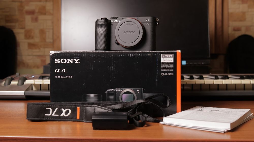 Продам камеру Sony a7c (body)