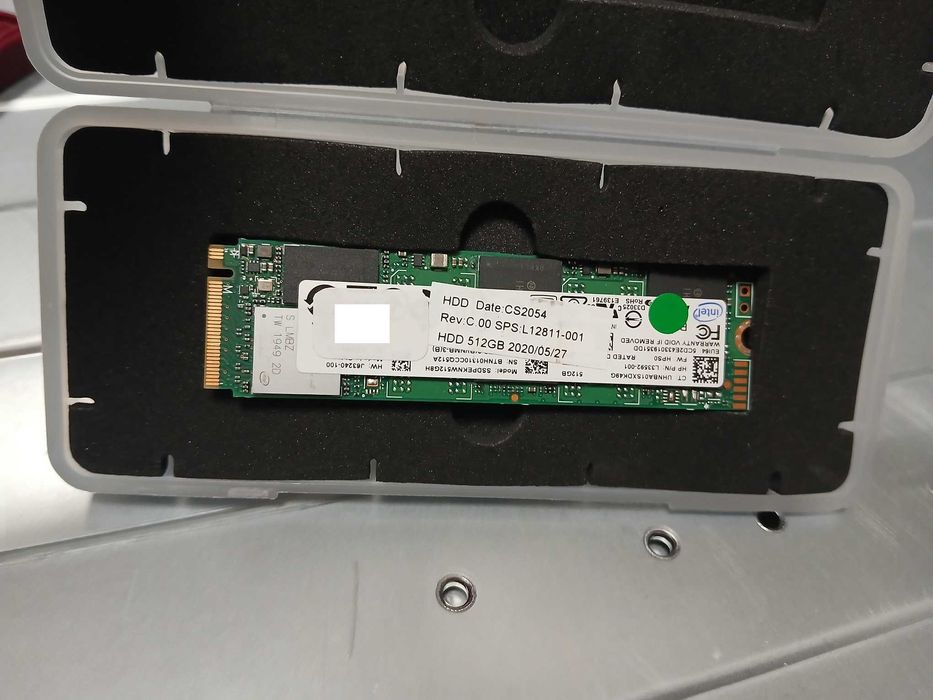 Disco SSD Intel M.2 de 512 GB + Caixa de transporte