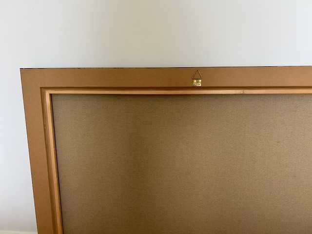 Quadro moderno em estado impecável