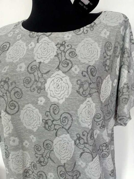 Szara bluzka t-shirt oversize w róże