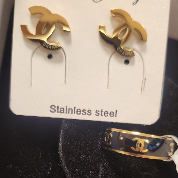 Pulseiras, malas , cachecol