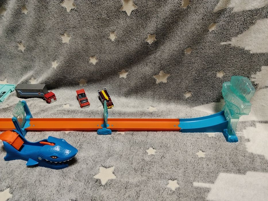 Zestaw hot wheels tor autka