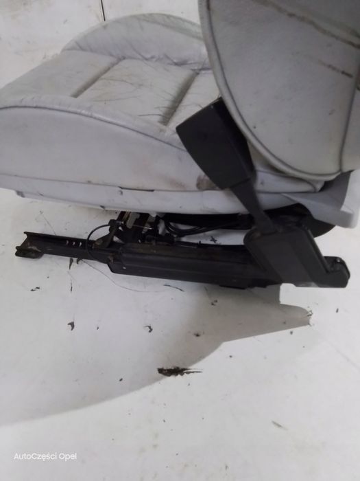 N404 Komplet Foteli  BMW E36 Cabrio