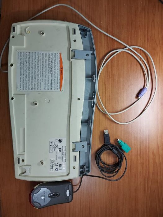 Teclado e Rato óptico da Microsoft